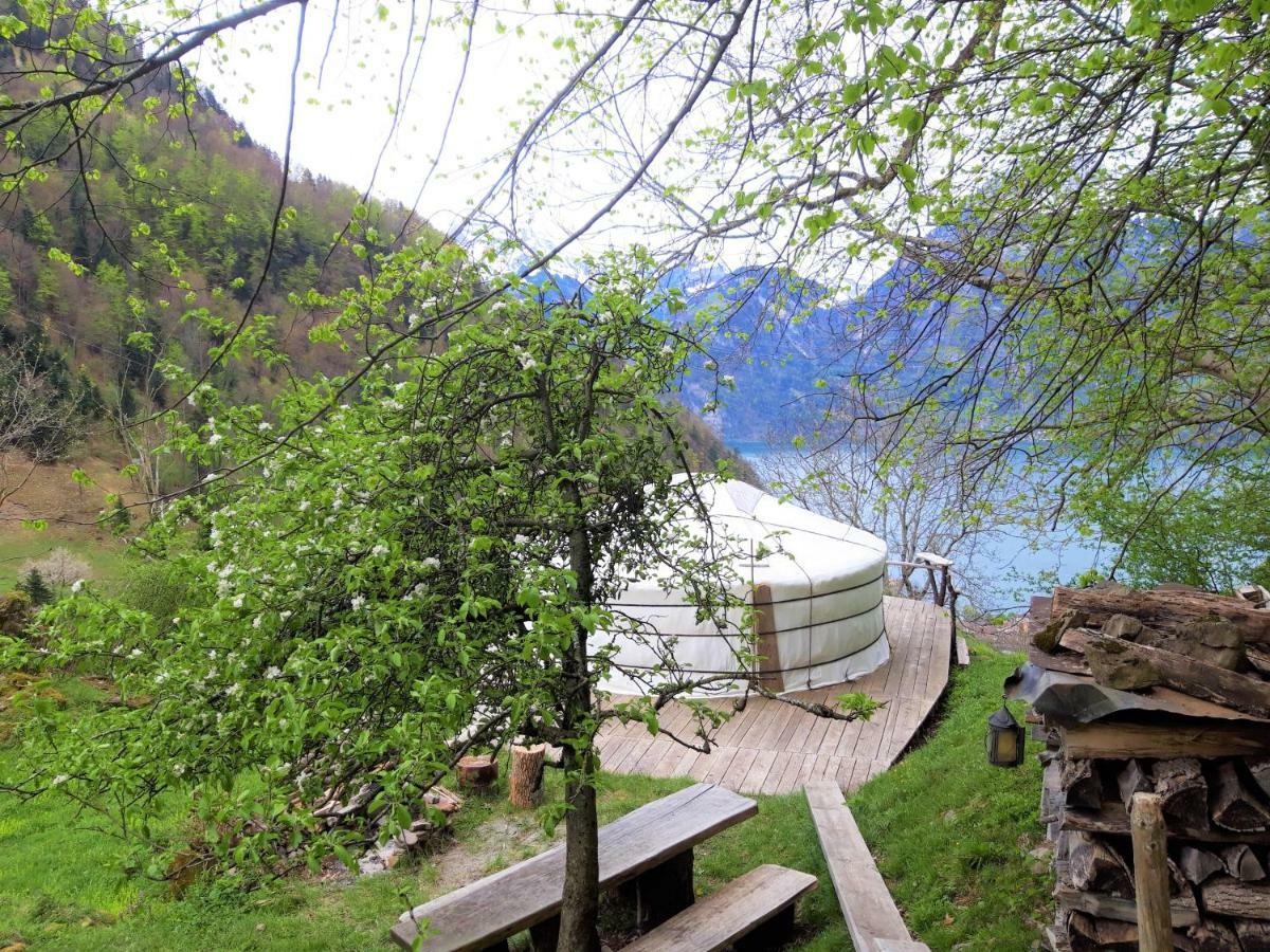 Panorama Jurte Ueber Dem Uri-See A Sisikon Exteriör bild