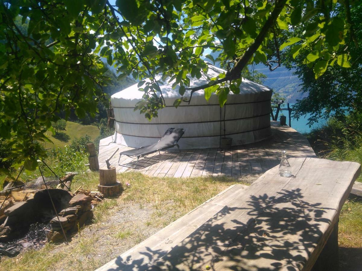 Panorama Jurte Ueber Dem Uri-See A Sisikon Exteriör bild